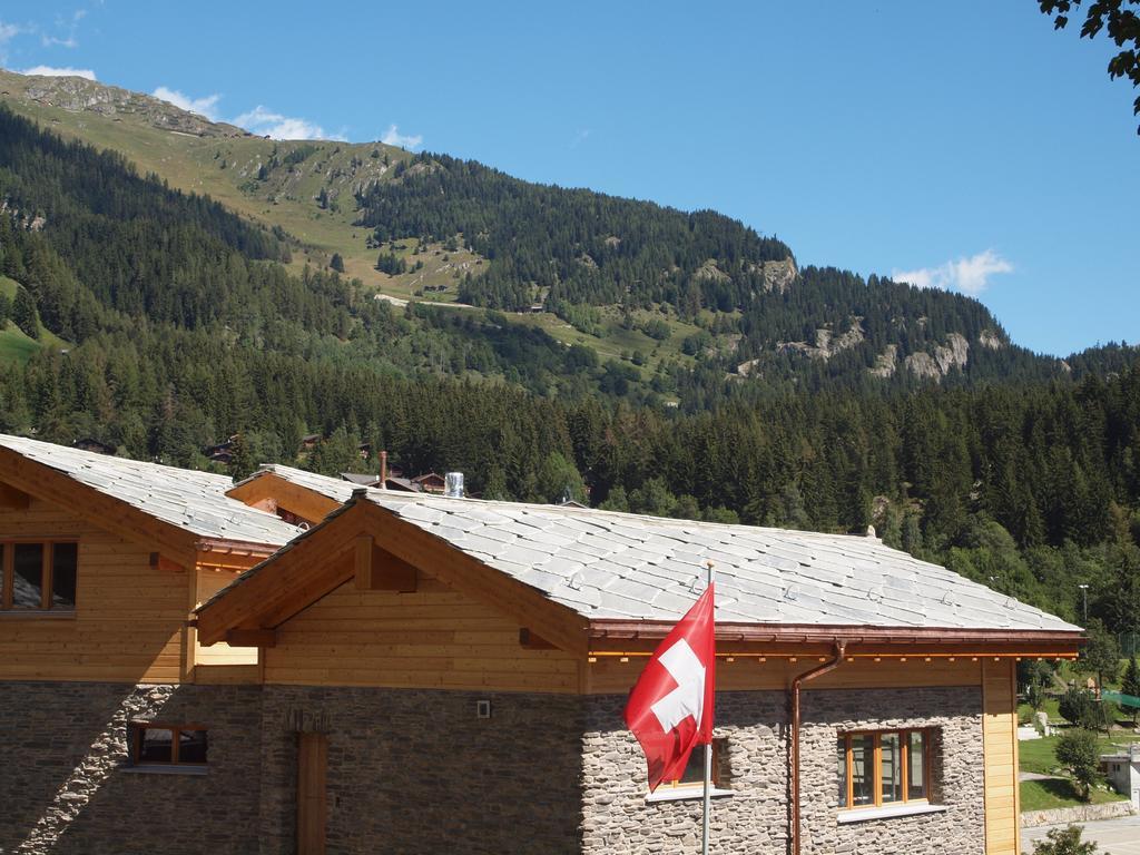 Swissalpschalet Chalet Timber Inn 4-5 Blatten bei Naters Exteriör bild